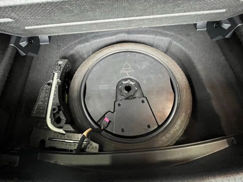 Used 2016 Volkswagen Golf SE image 30