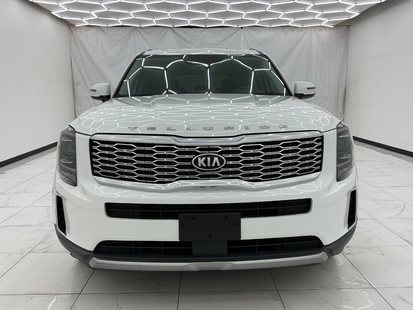 Used 2020 Kia Telluride EX AWD/4WD image 5