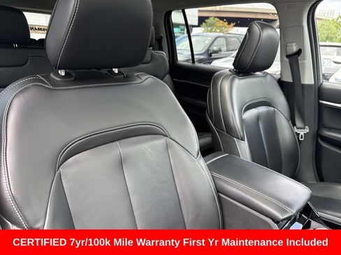 Used 2023 Jeep Grand Cherokee L Limited AWD/4WD image 11