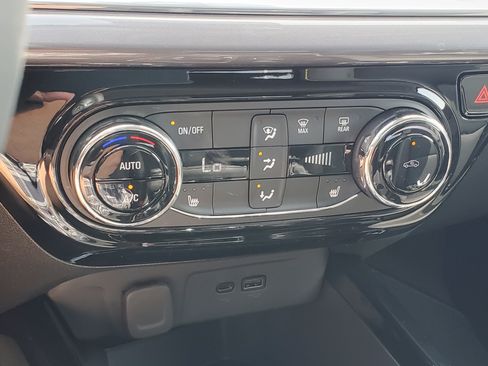 New 2025 Chevrolet Trax ACTIV w/ Driver Confidence Package image 20