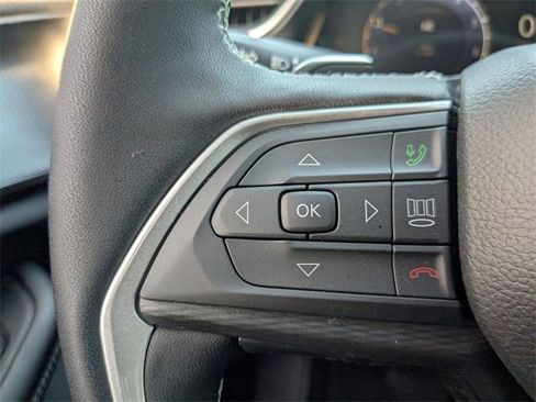 New 2025 Jeep Grand Cherokee L Altitude image 17