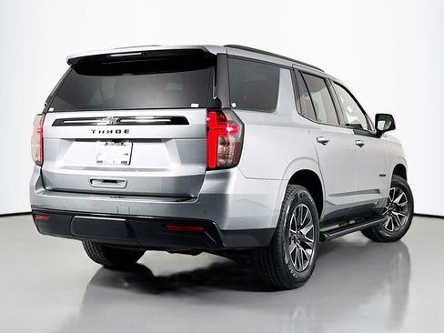 Used 2023 Chevrolet Tahoe Z71 w/ Luxury Package image 12