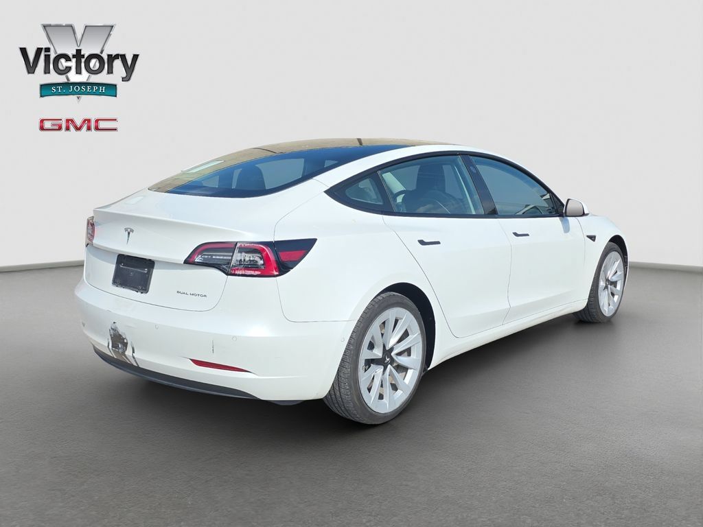 Used 2022 Tesla Model 3 Long Range AWD/4WD image 15