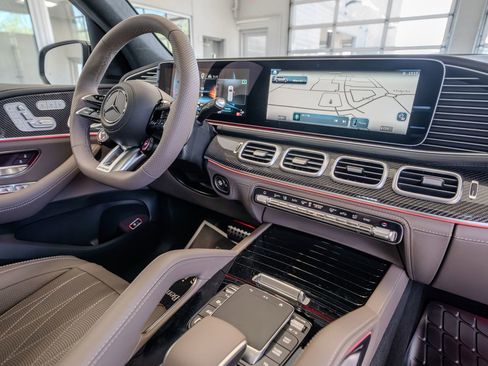 New 2026 Mercedes-Benz GLS 63 AMG 4MATIC image 19