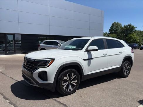 Used 2024 Volkswagen Atlas Cross Sport SE AWD/4WD image 6