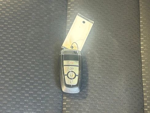 Used 2025 Ford Escape ST-Line w/ Tech Pack #1 image 42