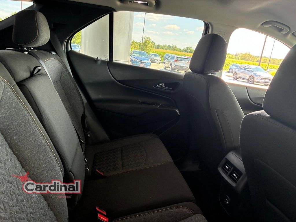 Used 2023 Chevrolet Equinox LT FWD image 16