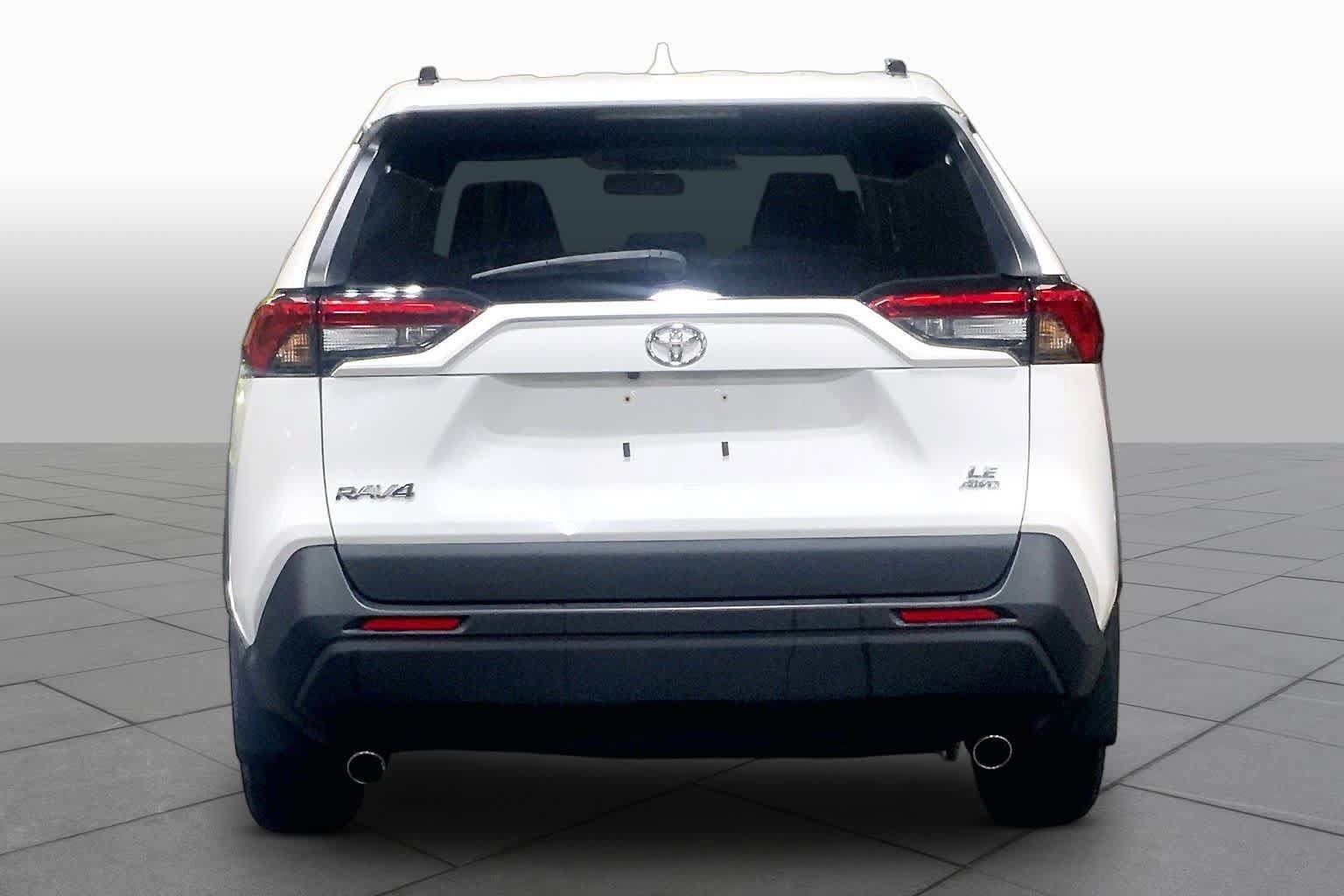 Used 2020 Toyota RAV4 LE w/ All Weather Liner Package AWD/4WD image 5