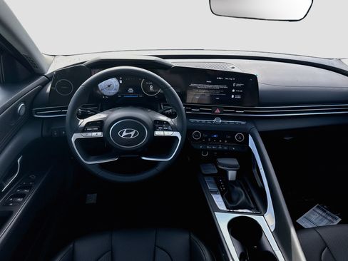 New 2026 Hyundai Elantra Limited FWD image 15