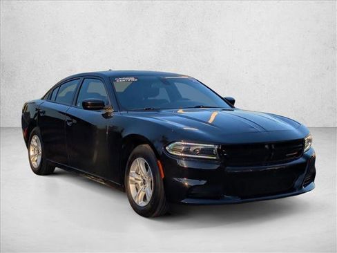 Used 2023 Dodge Charger SXT image 3