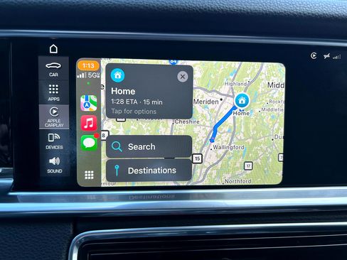 Used 2017 Porsche Panamera 4 image 27