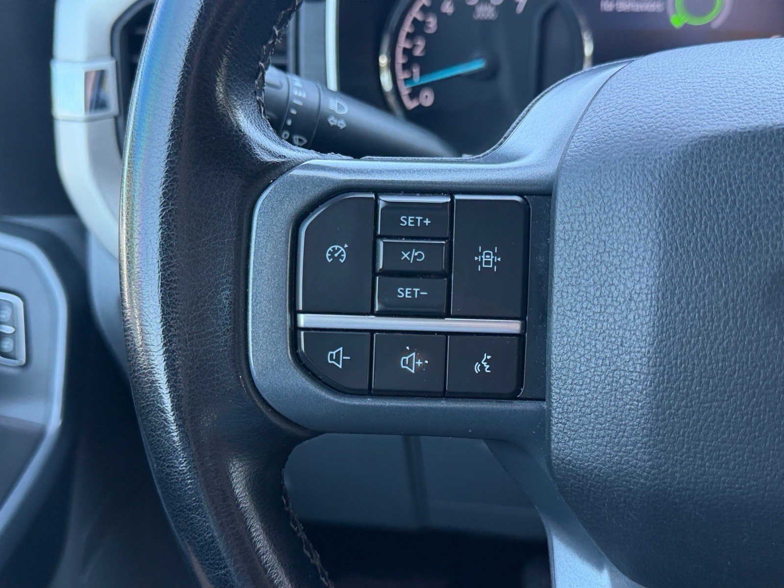 Used 2023 Ford F150 XLT w/ Equipment Group 301A Mid AWD/4WD image 23