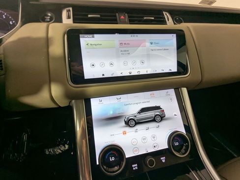 Used 2019 Land Rover Range Rover Sport HSE image 16