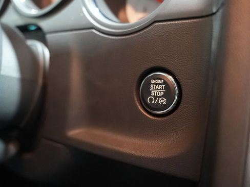 Used 2008 Dodge Challenger SRT8 image 17