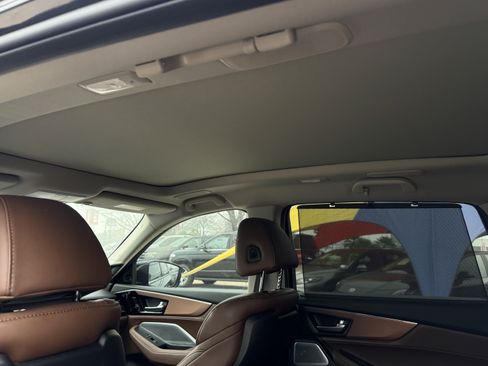 Used 2025 Acura MDX SH-AWD w/ Technology Package image 14