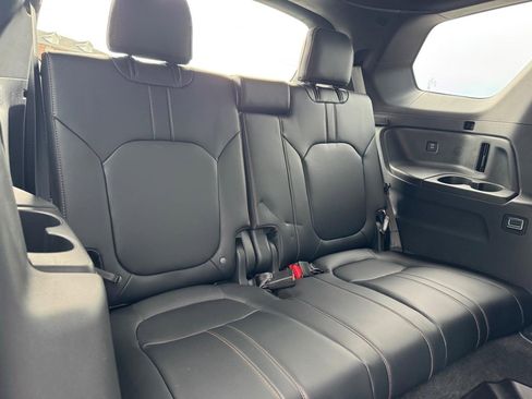 Certified 2025 Honda Pilot TrailSport image 12