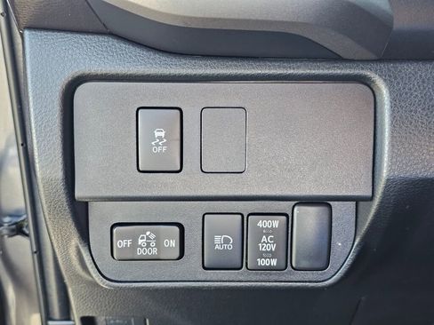 Used 2023 Toyota Tacoma TRD Off-Road w/ Technology Package image 35