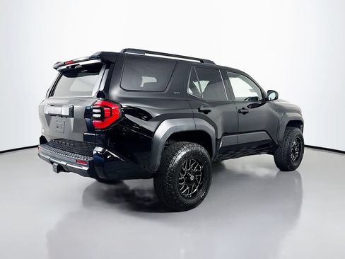 Used 2025 Toyota 4Runner SR5 AWD/4WD image 8