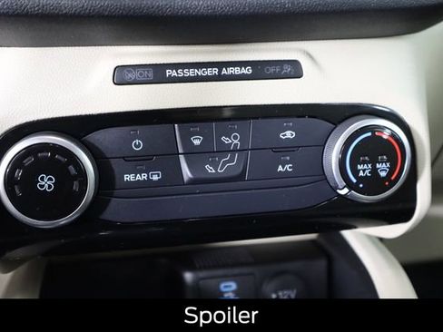 Certified 2022 Ford Escape SE image 50