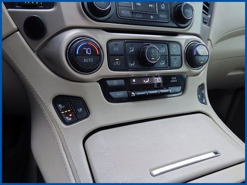 Used 2017 GMC Yukon Denali w/ Open Road Package image 18