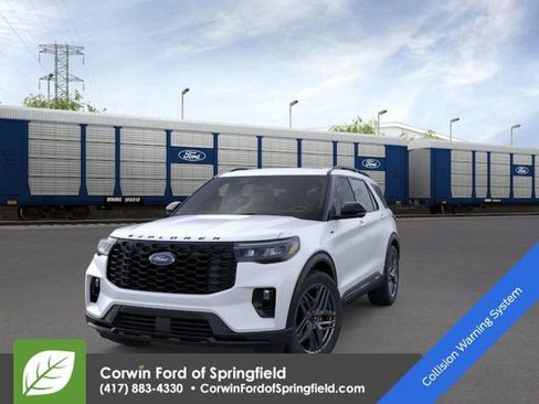 New 2026 Ford Explorer ST-Line image 2