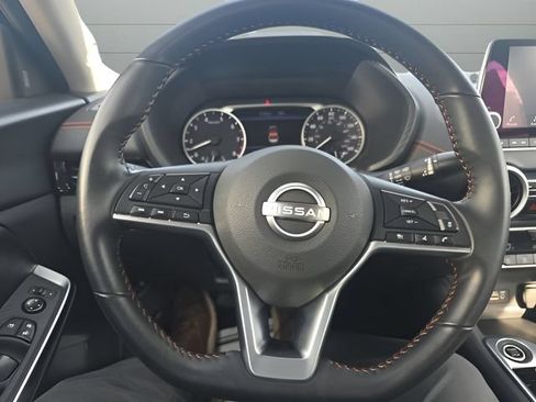 Certified 2025 Nissan Sentra SR w/ Midnight Edition FWD image 13