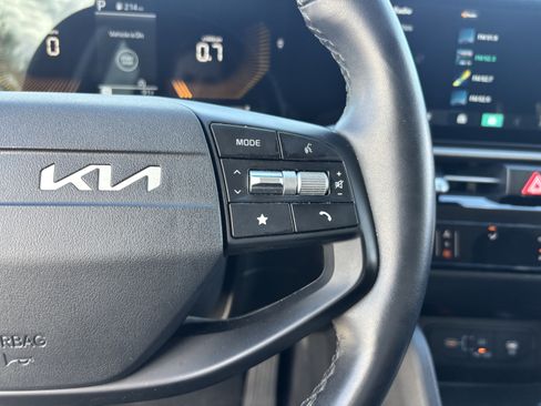 Certified 2026 Kia Sportage LX FWD image 26