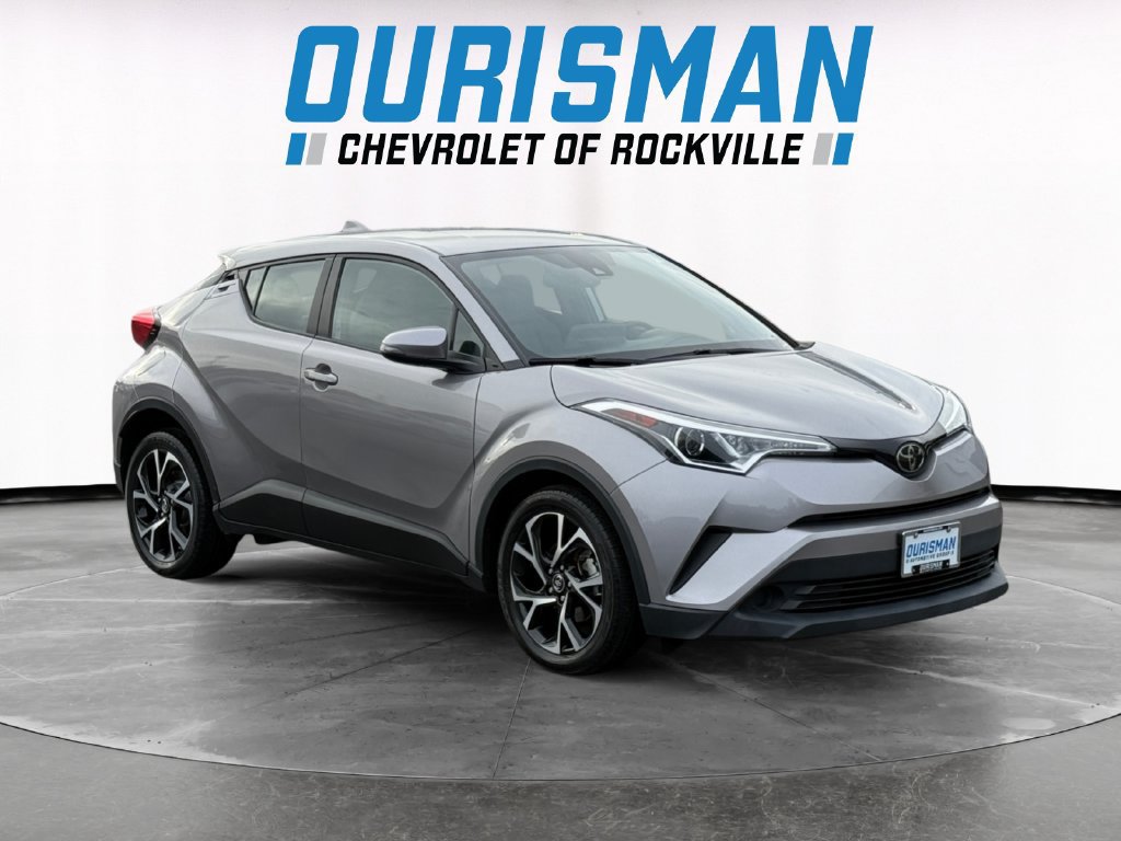 Used 2019 Toyota C-HR XLE FWD image 1