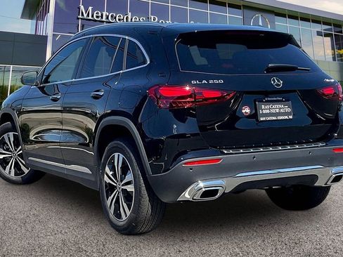 New 2026 Mercedes-Benz GLA 250 4MATIC image 3