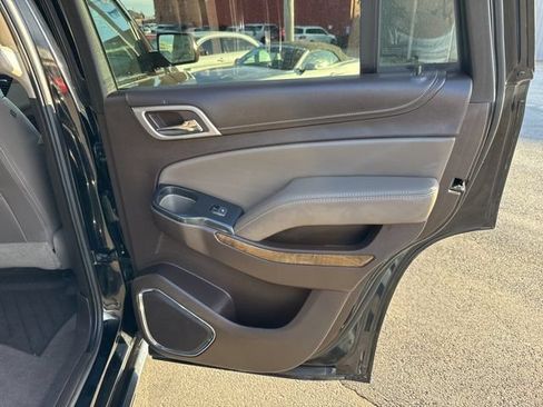 Used 2018 GMC Yukon Denali w/ Denali Ultimate Package AWD/4WD image 40