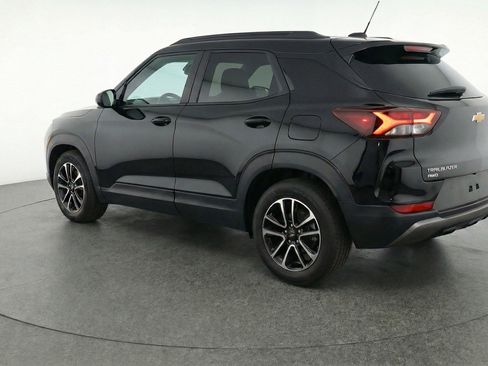 Used 2025 Chevrolet TrailBlazer LT image 6