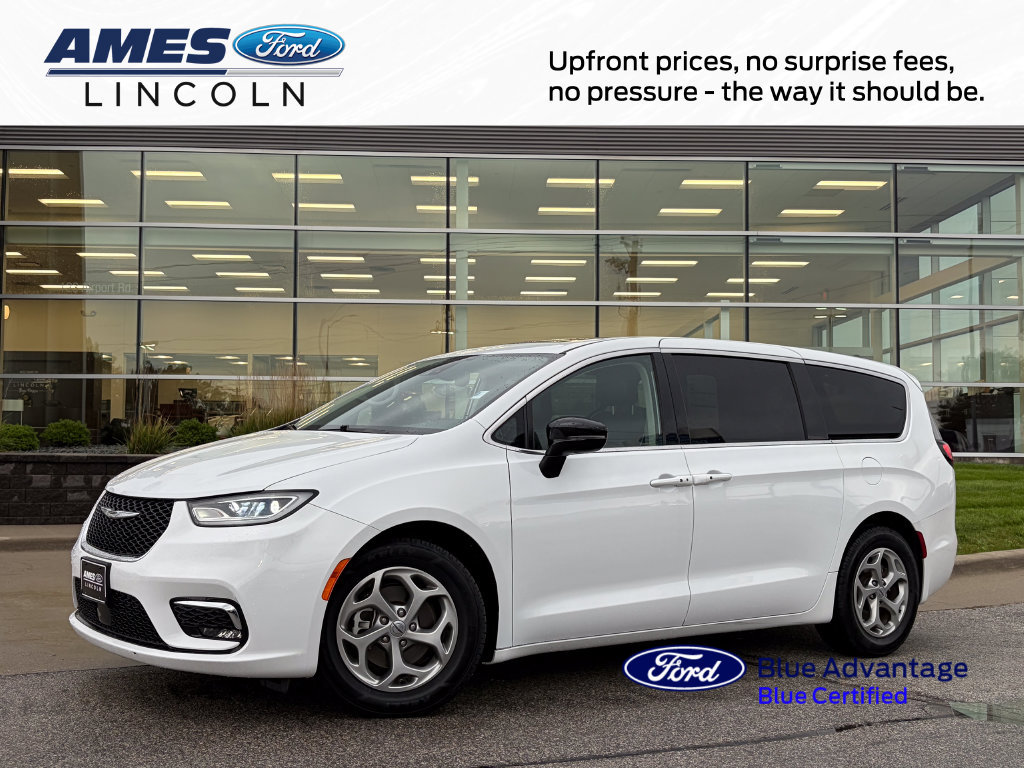 Used 2024 Chrysler Pacifica Limited FWD image 1
