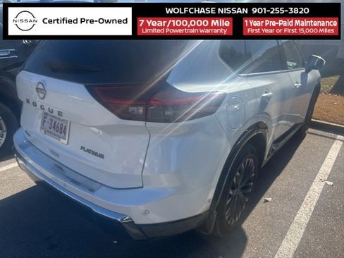 Used 2024 Nissan Rogue Platinum w/ Platinum Premium Package image 2