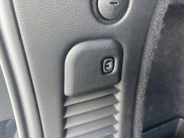 Certified 2022 Dodge Durango R/T RWD image 39
