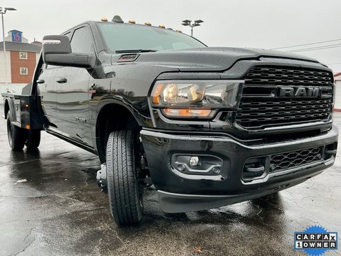 Used 2024 RAM 3500 Big Horn w/ Night Edition image 2