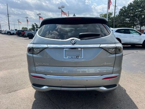Used 2024 Buick Enclave Avenir w/ Avenir Technology Package AWD/4WD image 6