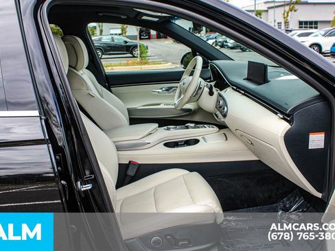 Used 2024 Genesis Electrified GV70 Advanced image 21