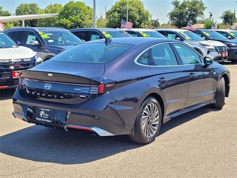 New 2025 Hyundai Sonata SEL image 4