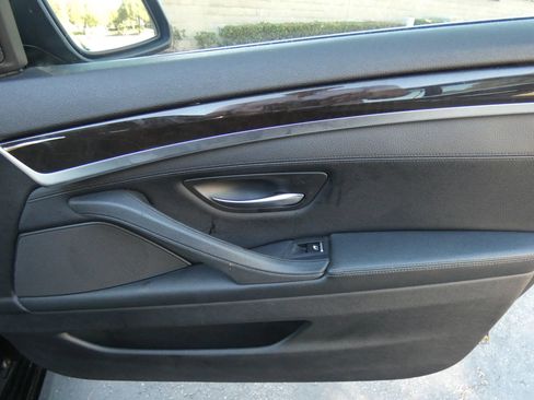 Used 2016 BMW 535i Sedan image 33