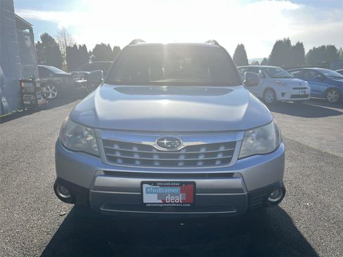 Used 2013 Subaru Forester 2.5X Premium w/ All-Weather Plus Pkg image 3