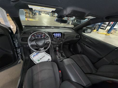 Used 2023 Chevrolet Equinox RS image 20
