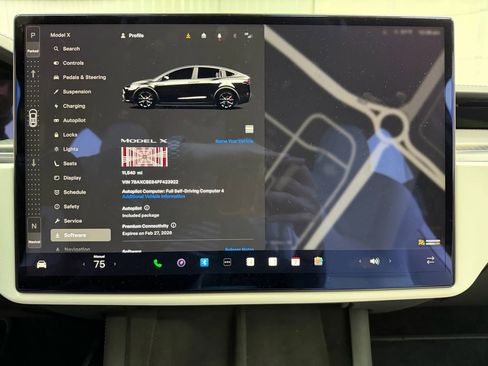 Used 2023 Tesla Model X Plaid image 30