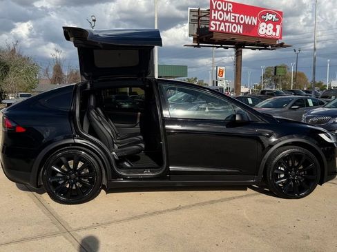 Used 2020 Tesla Model X Long Range image 26