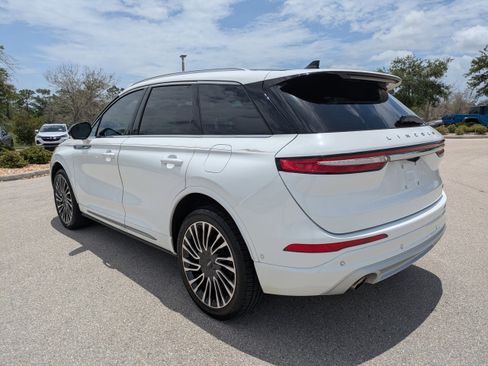 Used 2020 Lincoln Corsair Reserve w/ Equipment Group 201A AWD/4WD image 6