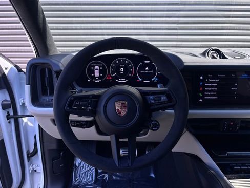 New 2026 Porsche Cayenne GTS image 14