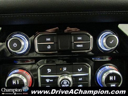 Used 2022 GMC Yukon Denali AWD/4WD image 41