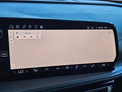 Used 2024 Chevrolet Traverse LT image 15