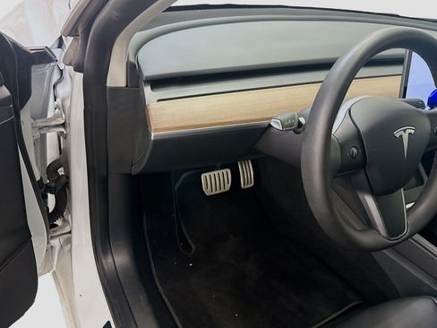 Used 2023 Tesla Model 3 Performance AWD/4WD image 17