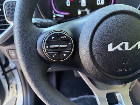 New 2025 Kia Soul LX image 17
