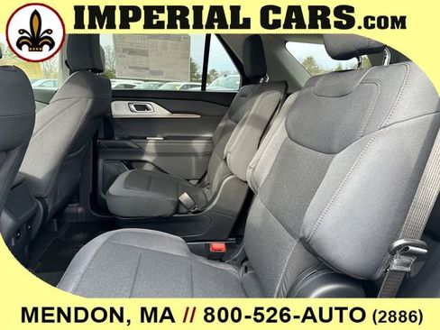 New 2026 Ford Explorer Active image 16